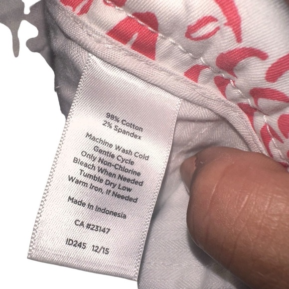 5 for $40
Talbots Woman The Perfect Skimmer Cropped Pant Pink Floral Spring 8p - Picture 6 of 11